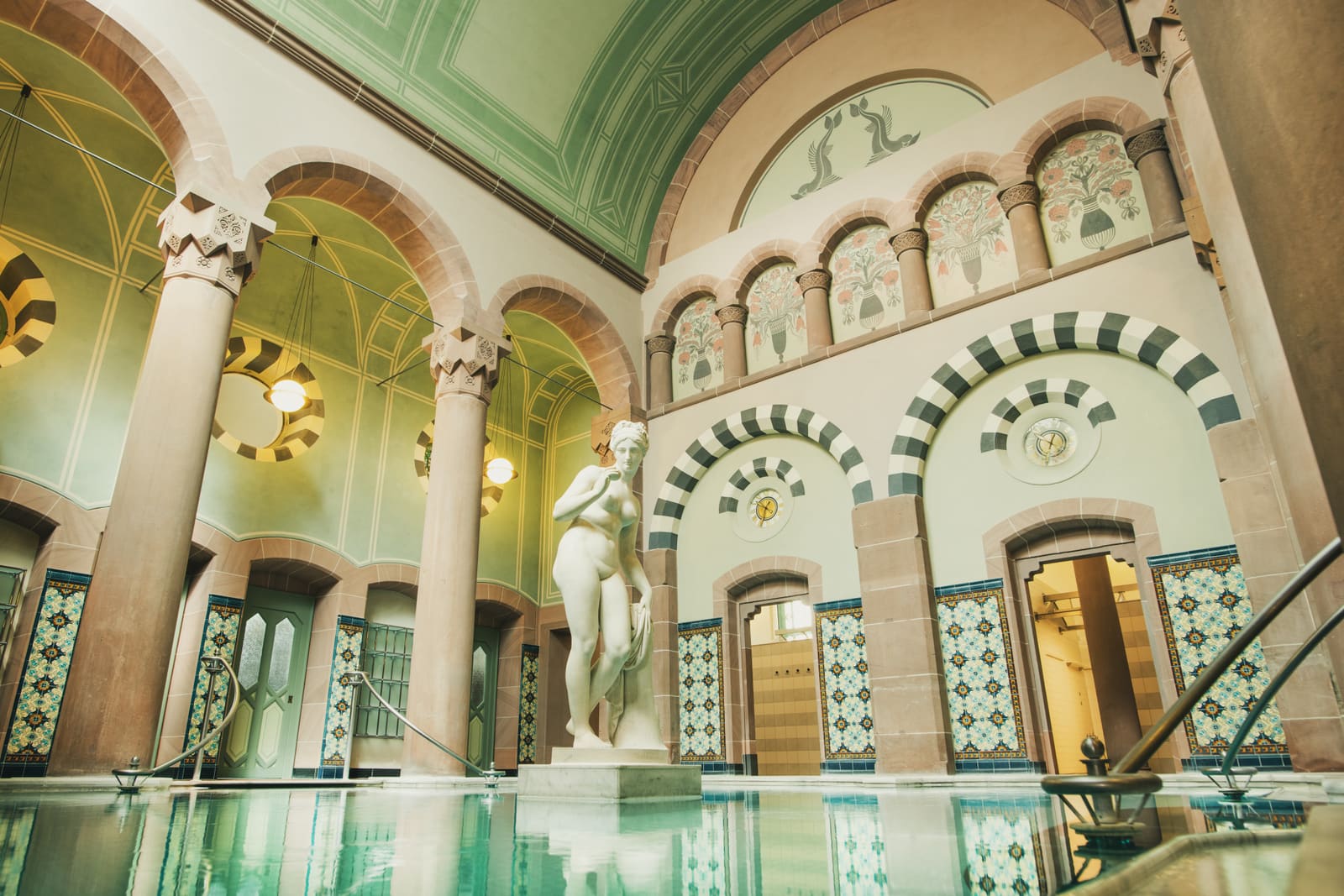 Palais Thermal gallery